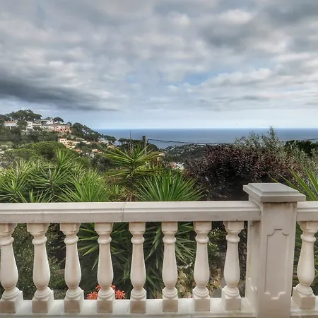 Villa Rafael Lloretholiday Lloret de Mar
